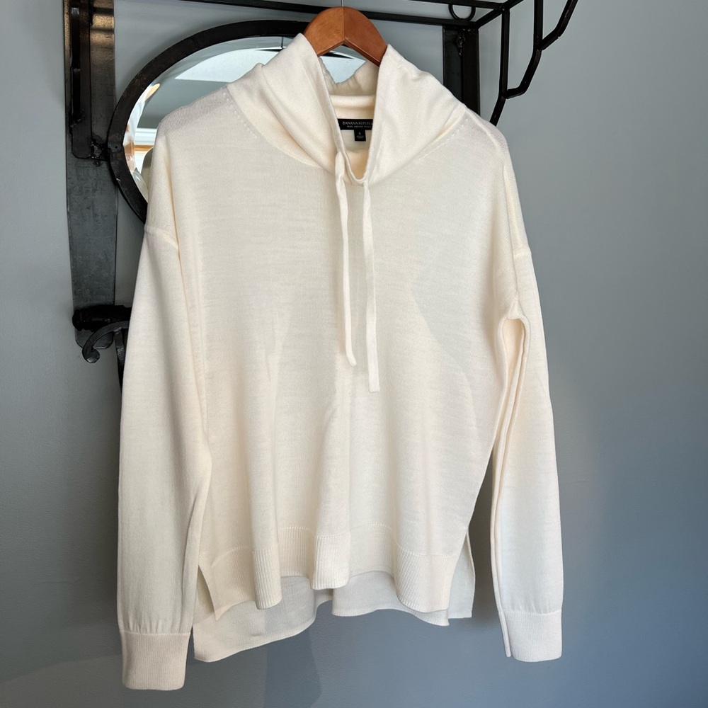 💯 Merino Wool Cowl Neck Sweater